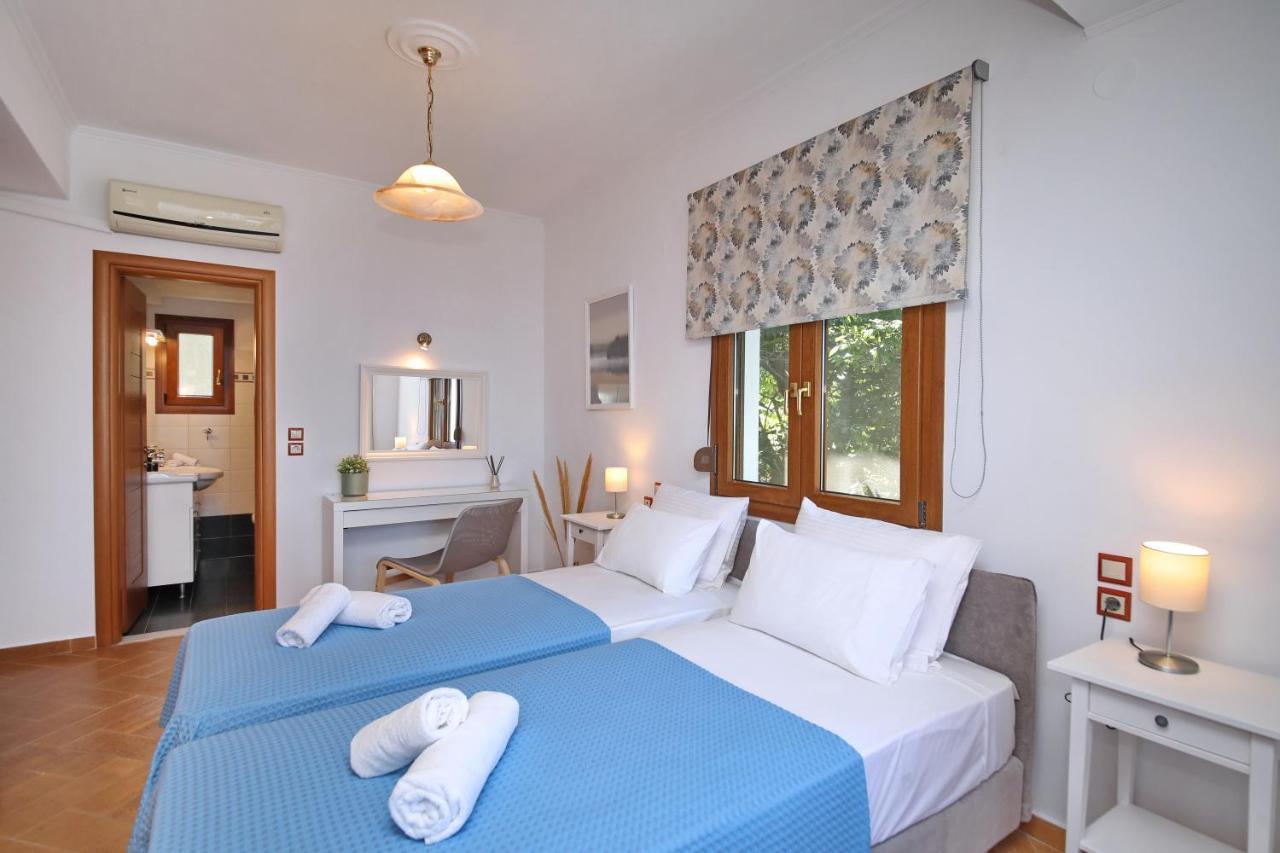 Villa Margini, Aegean Views , Pool Villa, Skopelos Exterior photo